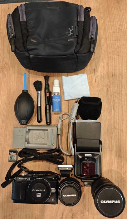 Olympus PEN Lite E-PL5 Bogaty zestaw, STAN BARDZO DOBRY!