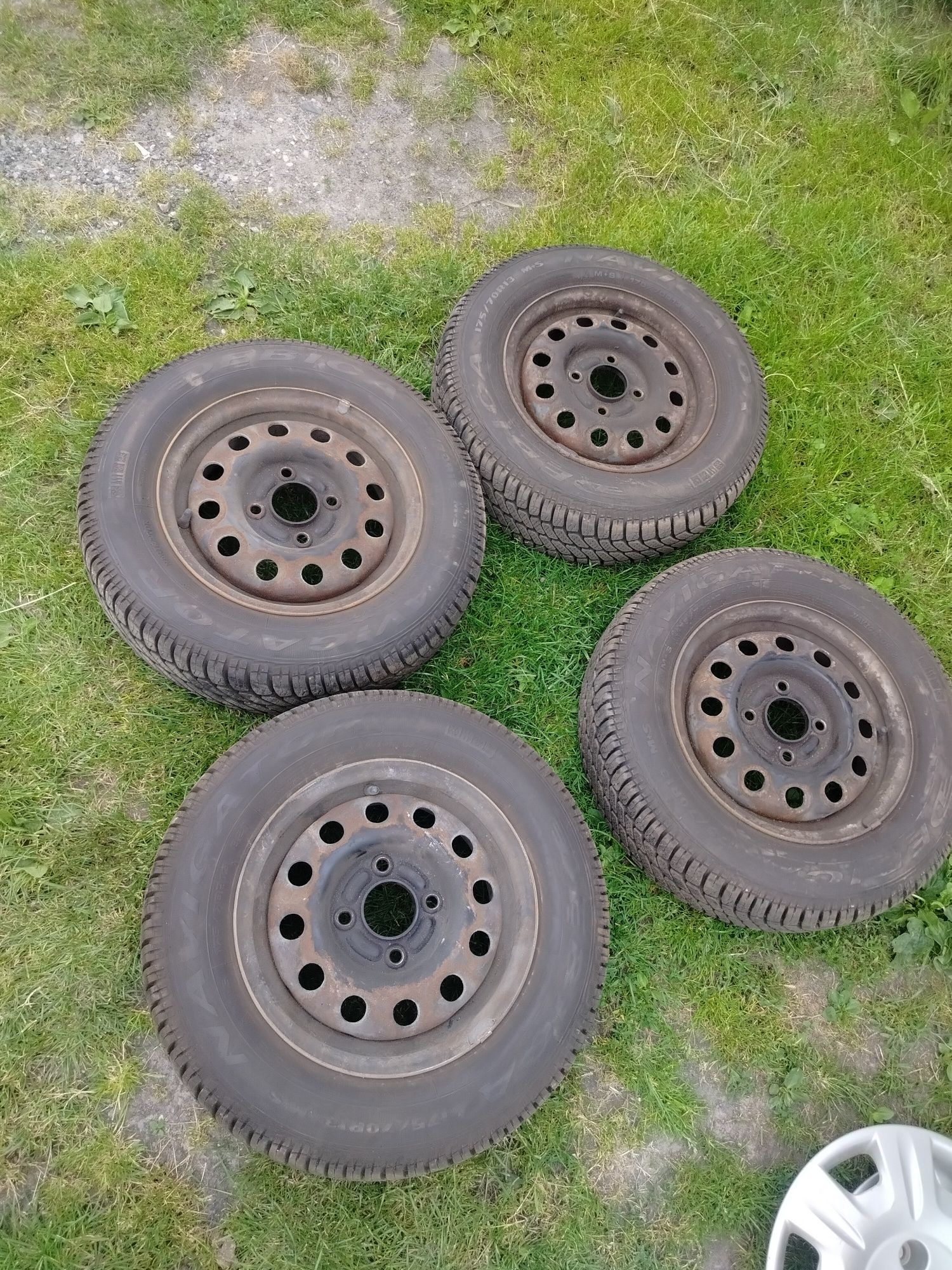 Koła fiat Albea  13" 175/70 4x98 opony wielosezonowe 2022r
