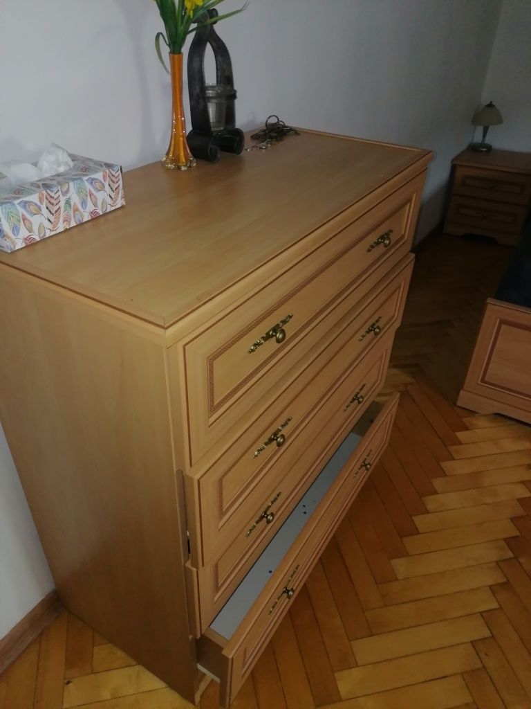 łóżko sypialniane szafki komoda