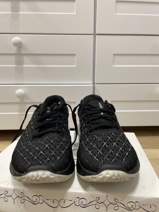 Under armour взуття для бігу.