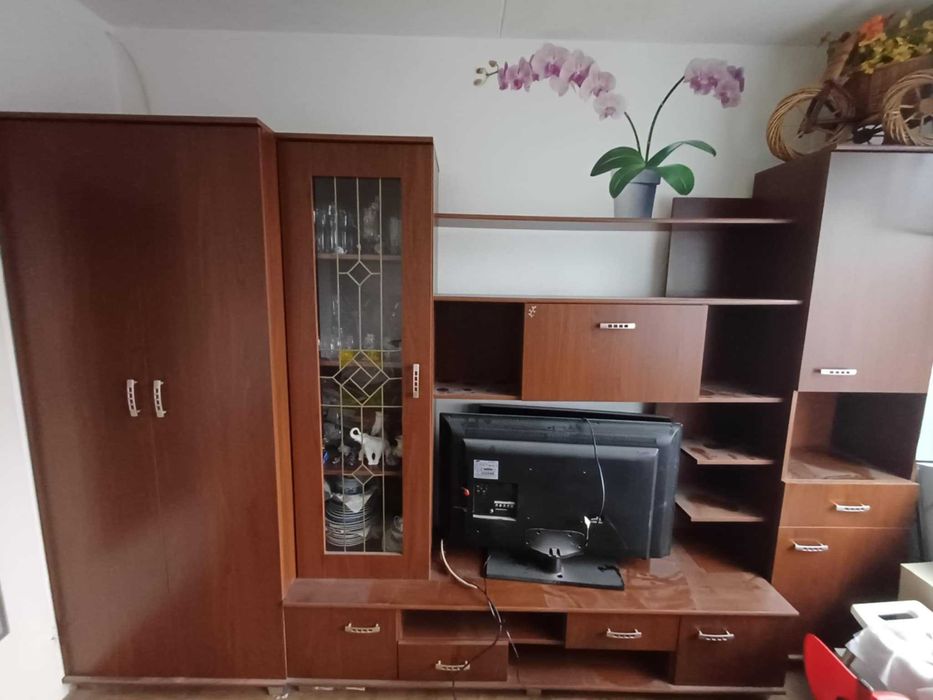 Oddam meblościankę regał