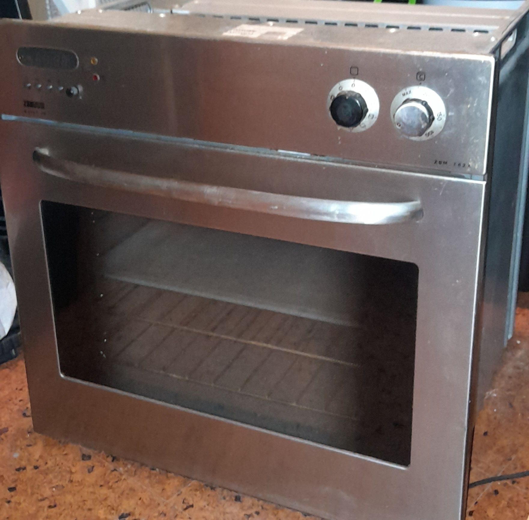 Forno Zanussi ZBM 762 X