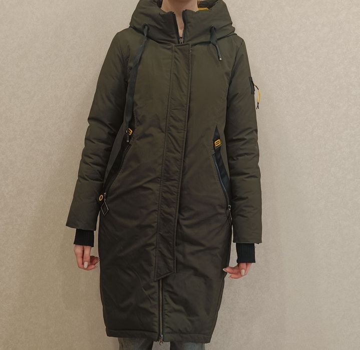 Продам куртку зимнюю ...в хорошем состоянии ...