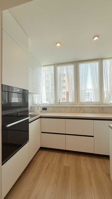 Шикарна 2-кімнатна квартира, ЖК "Сади Вишневі", вул. Святошинська,58