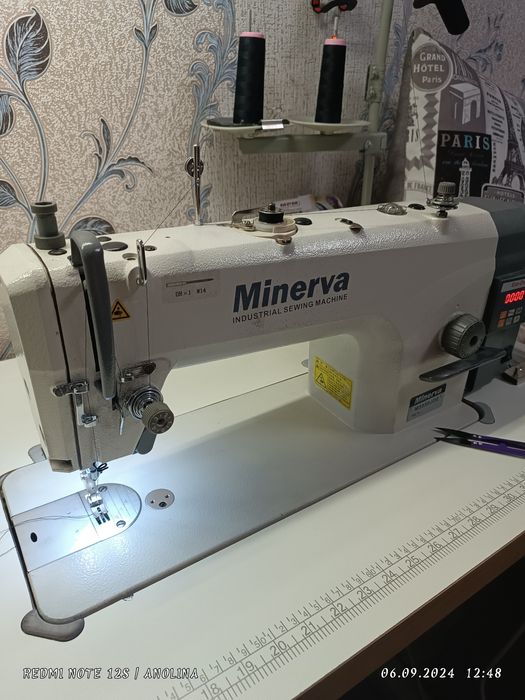 Продам швейну машинку!