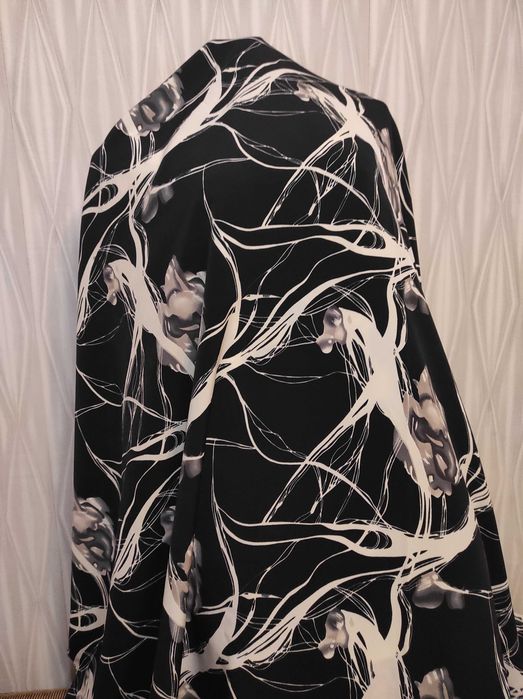 Отрез ткани на платье