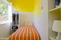 32098 - Quarto com cama de solteiro em apartamento com 8 quartos