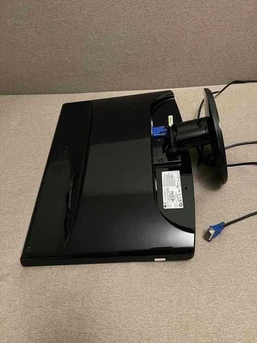 Монитор 22" LG Electronics W2252TG-PF