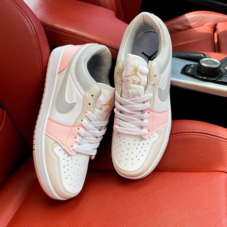 Air Jordan 1 Low Soft Grey Pink