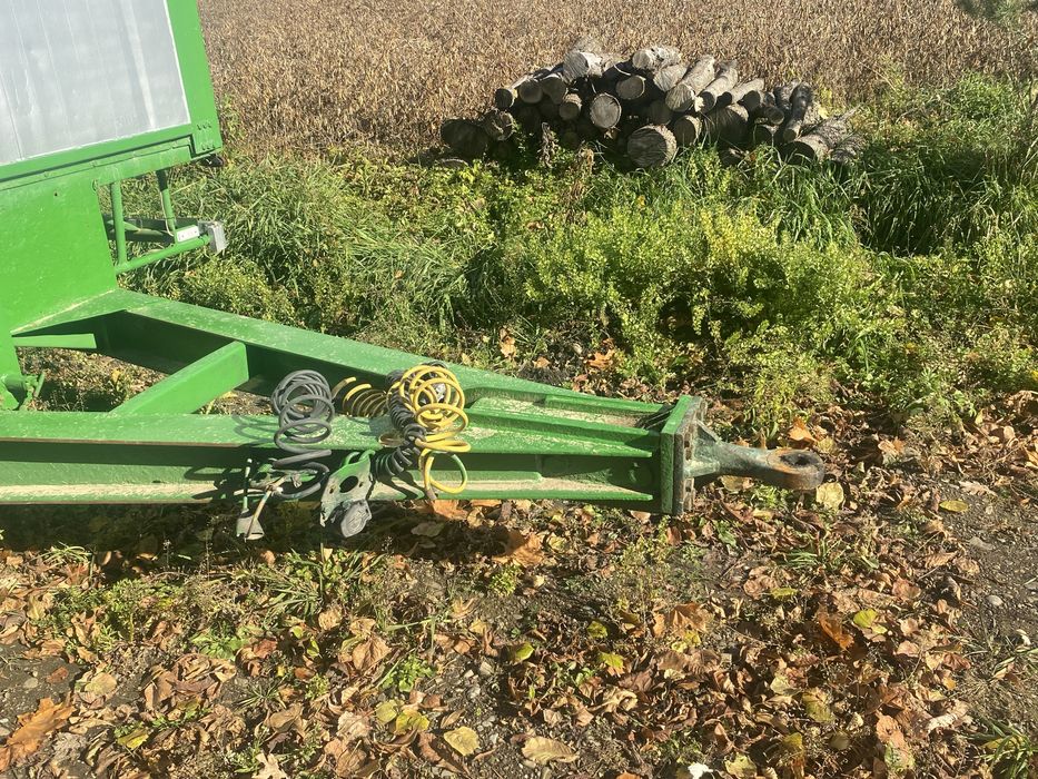 Продам лафету  для перевезення спец технікі