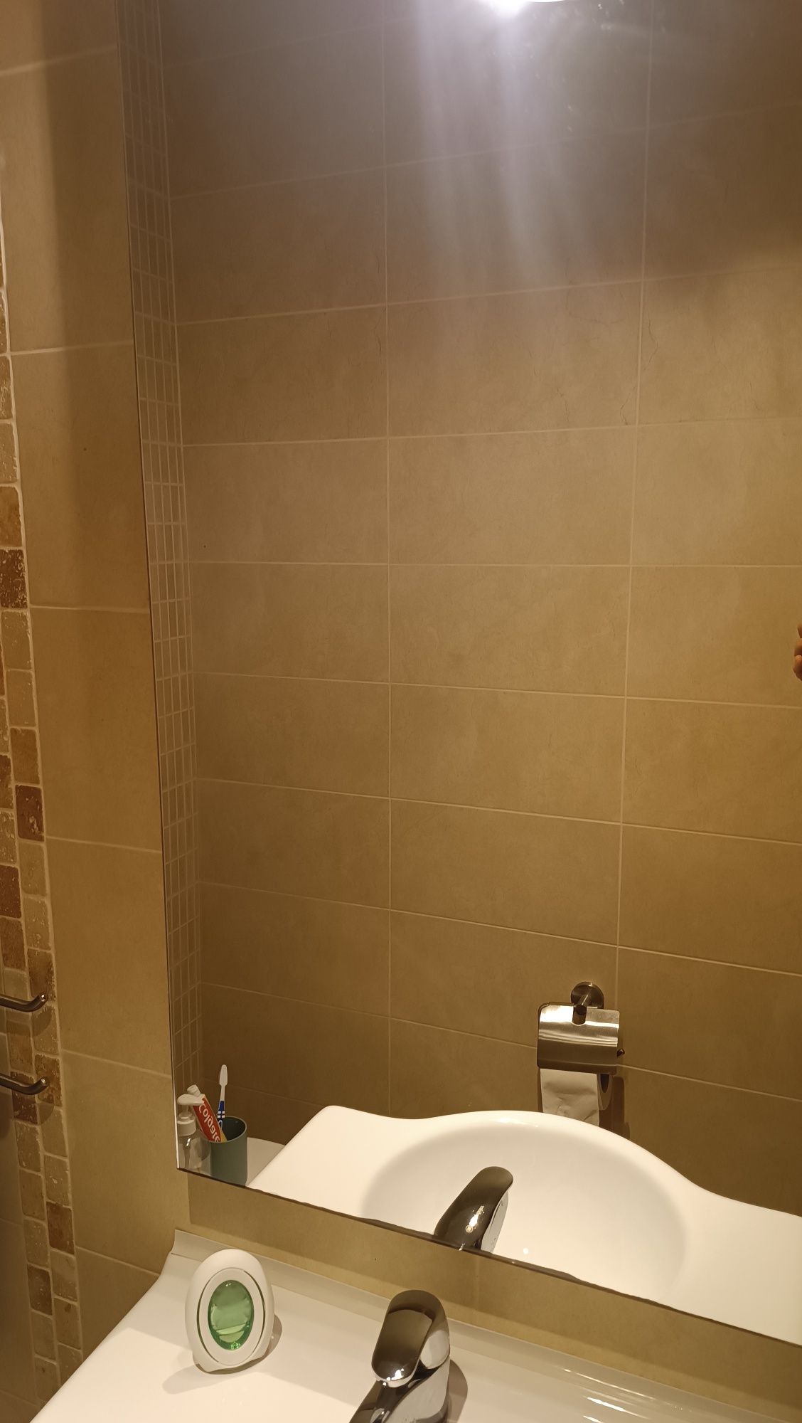 Espelho de WC com aplique de iluminação