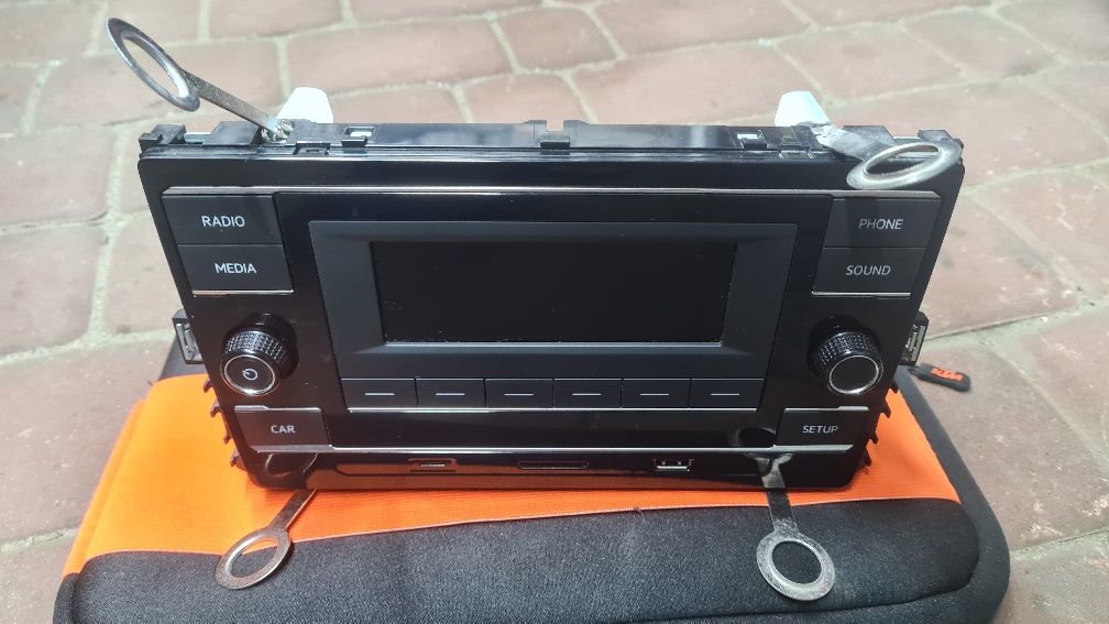 Radio volkswagen T5 T6 turan passat golf
