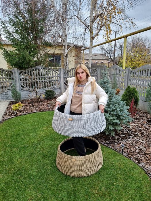 Новорічна спідниця, новорячна гірлянда, новорічні подарунки, декор