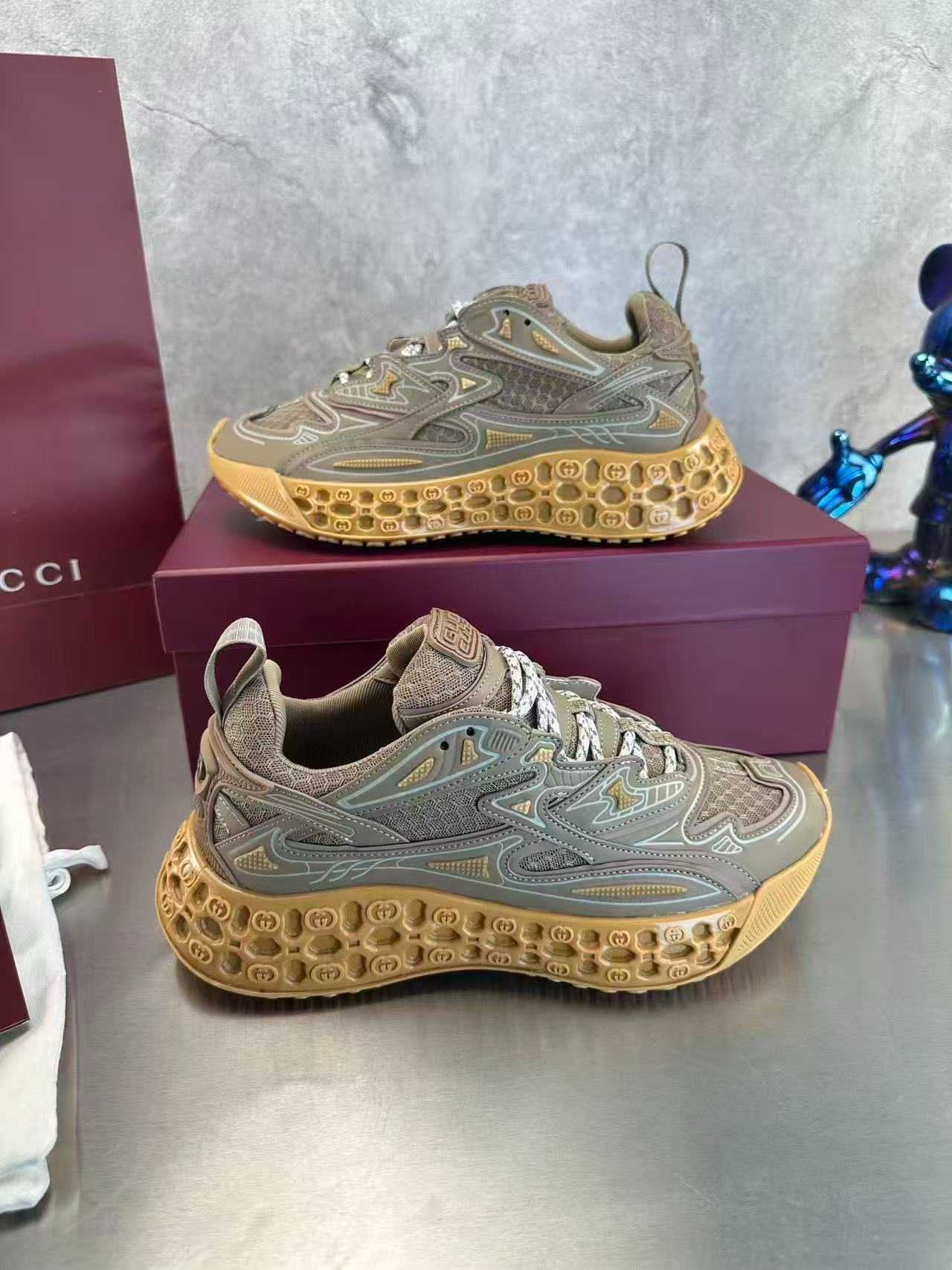 Sapatos casuais GUCCI Cub3d tamanho personalizado