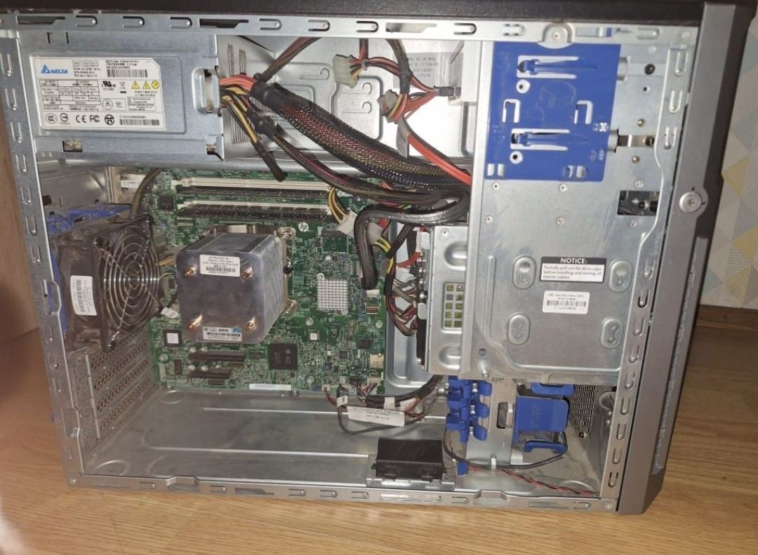 Serwer HP Proliant ML310e gen8 v2