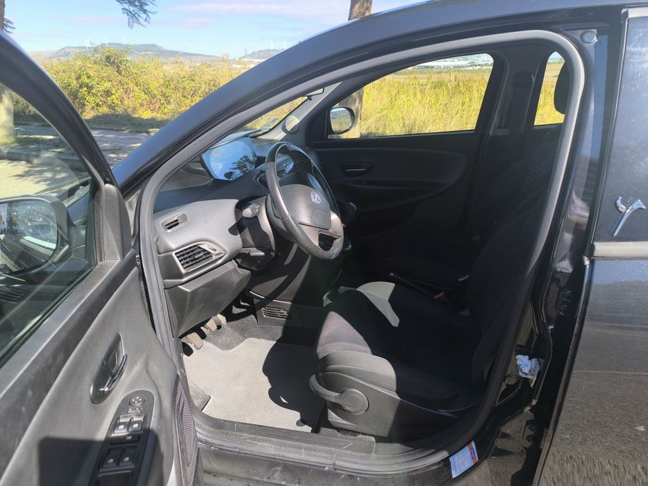Lancia Ypsilon 1,3 Diesel Ano2011 5 Porta poucos KMS