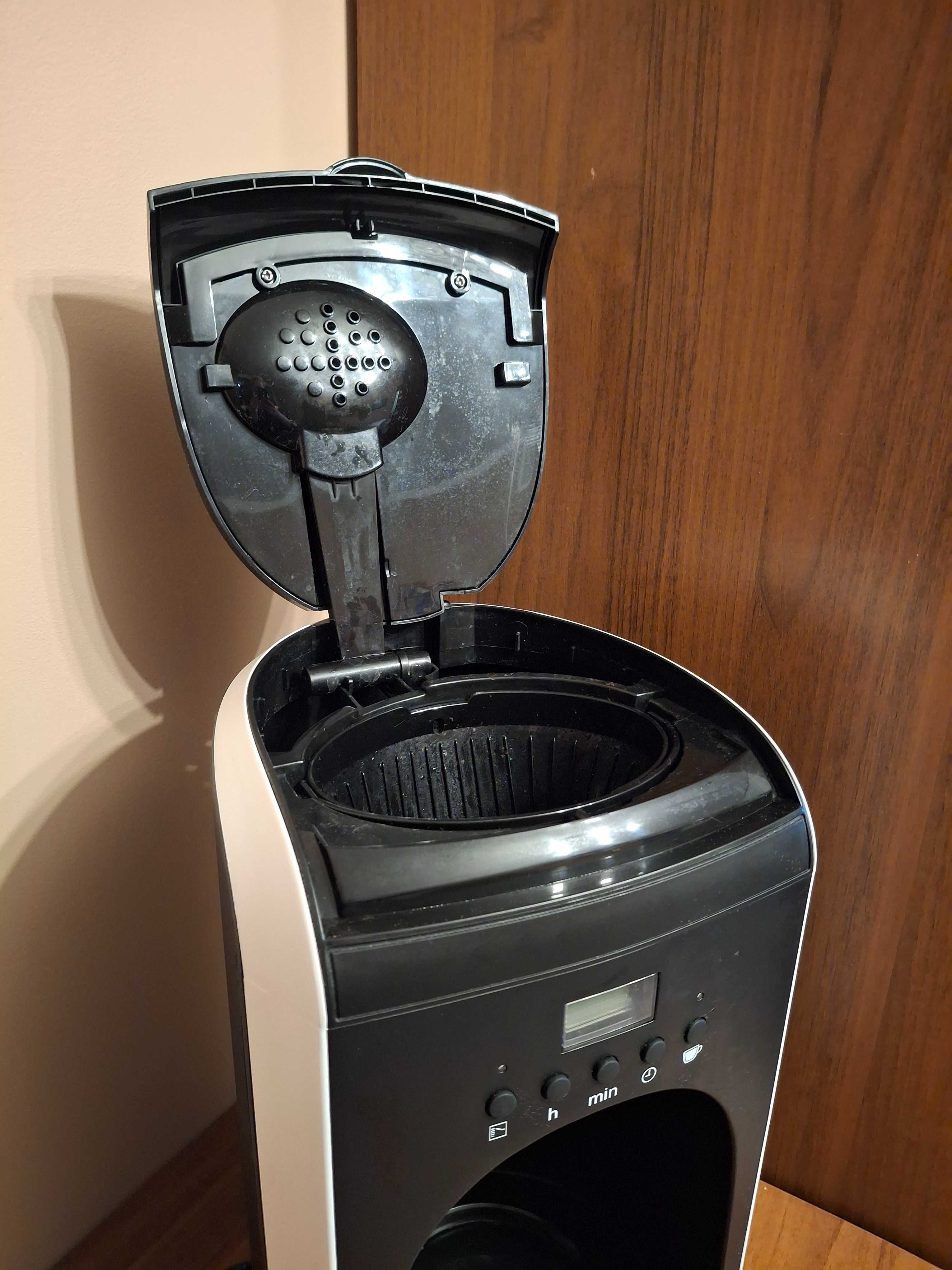 Ekspres do kawy w dobrym stanie Russell Hobbs 18536 - 56