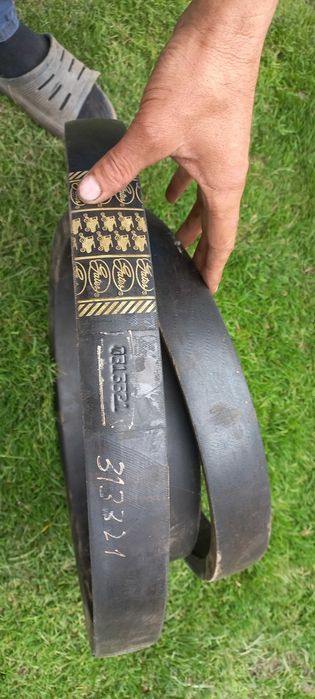 продам реміні, паси.    2RHB111 2R16F2821
ремінь    2RHB13