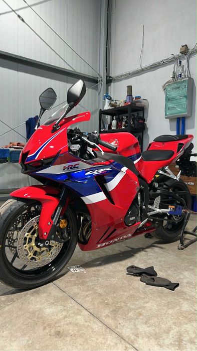 Honda cbr 600rr pc69 2025