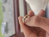 anel dourado . . . .