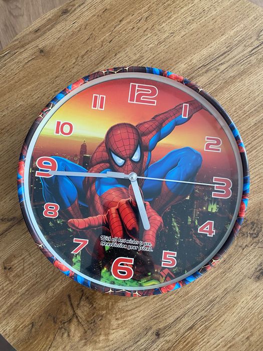 Zegar na sciane spiderman
