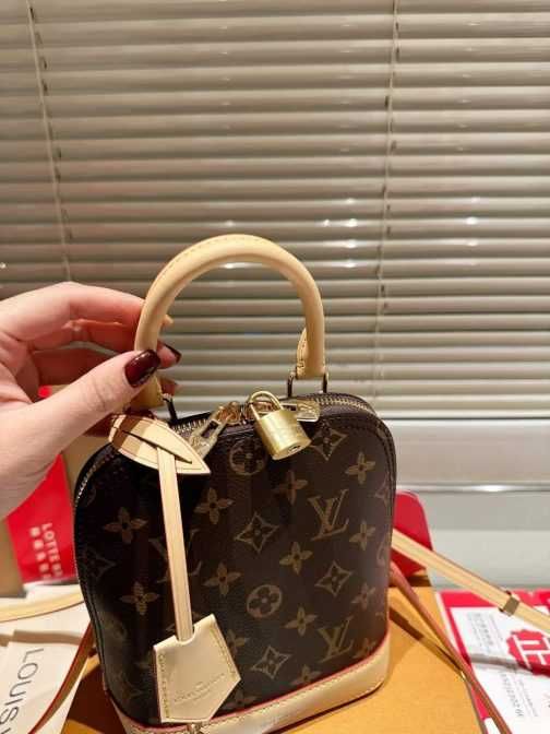 Torebka damska elegancka Louis Vuitton 555-22