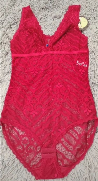 Нове мереживне боді