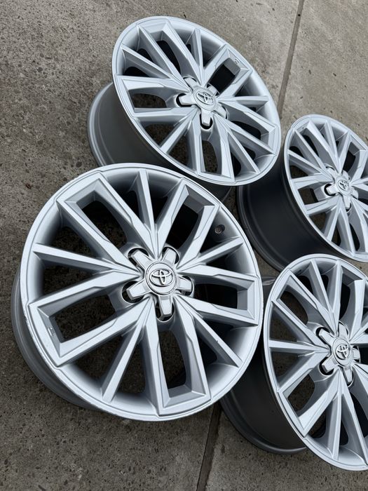 Диски 17 5.114,3 ЕТ40 7,5jx17H2 Toyota Corolla