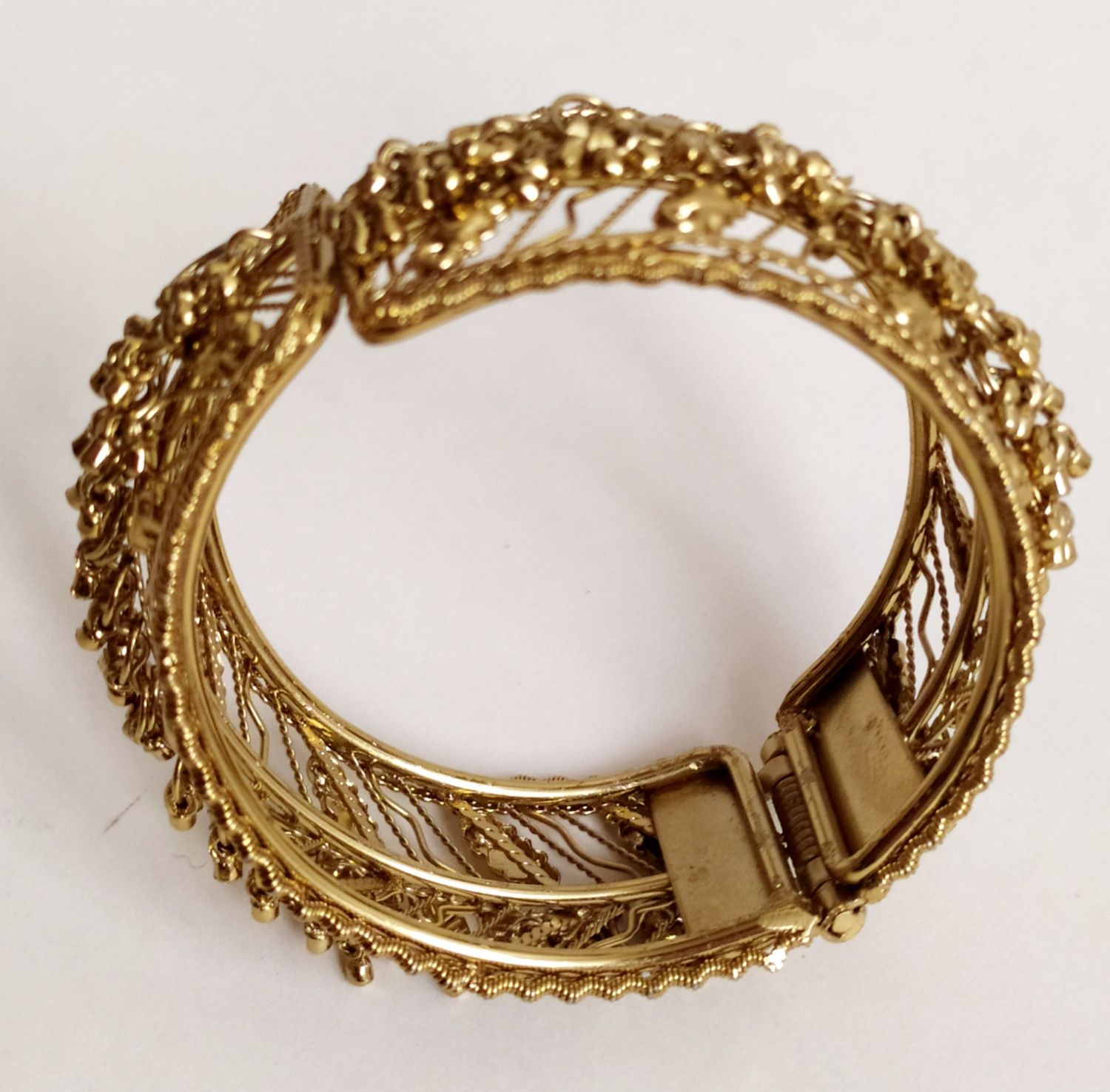 ВОСТОЧНЫЙ ЖЕНСКИЙ Браслет металлический Jewelry золотистый цвет