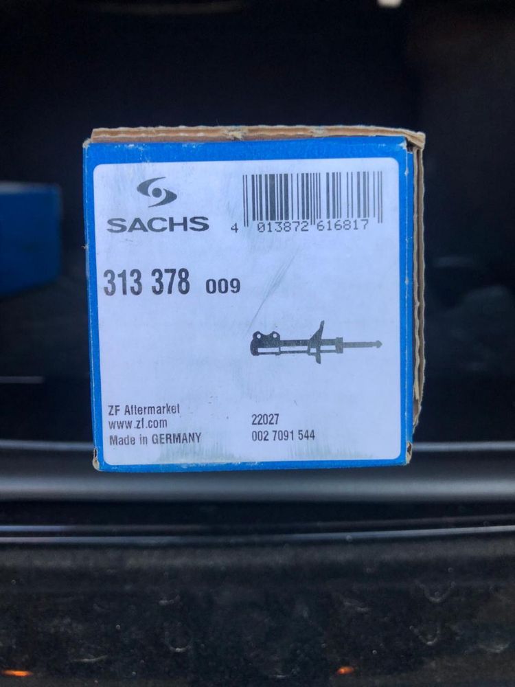 Оригінальний комплект амортизаторів Sachs на WAG (Skoda, VW)