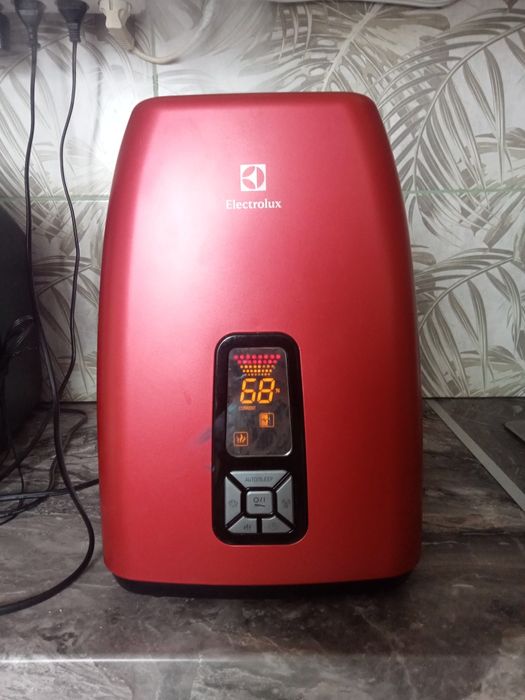 Продам зволожувач повітря б/у робочий