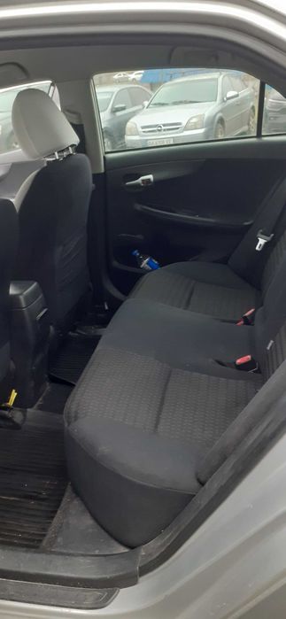 Тойота Корола 2010р,1.33