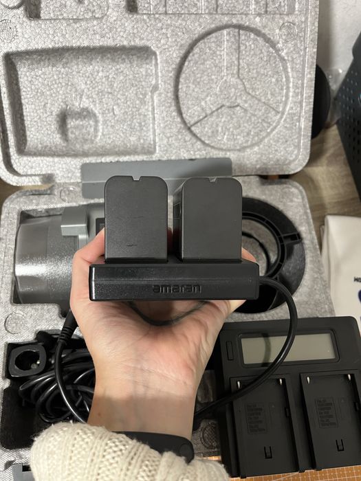 Постійне світло Amaran 60d з акумуляторами