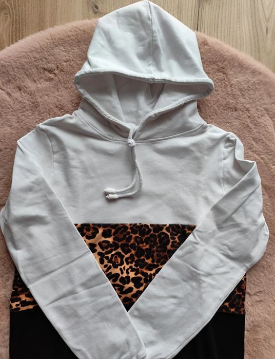 Nowa bluza dziewczęca r.152