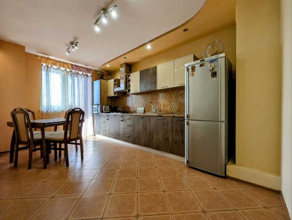 Продам 2 ком. кв. 69м2 в новострое,Алексеевка,ул. Александра Чабана Vi