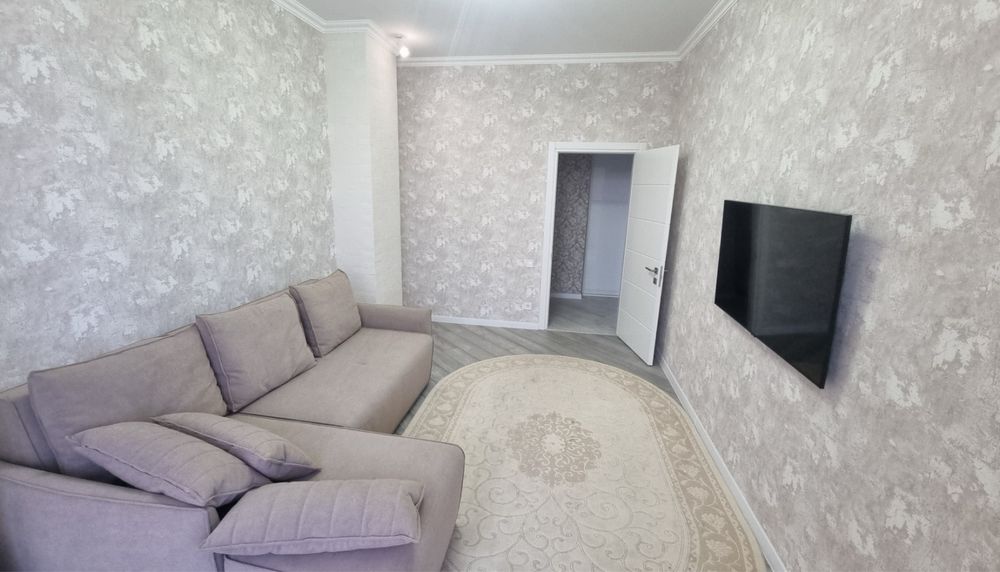 НАЙКРАЩА КВАРТИРА біля парку  в клубному будинку з котлом.