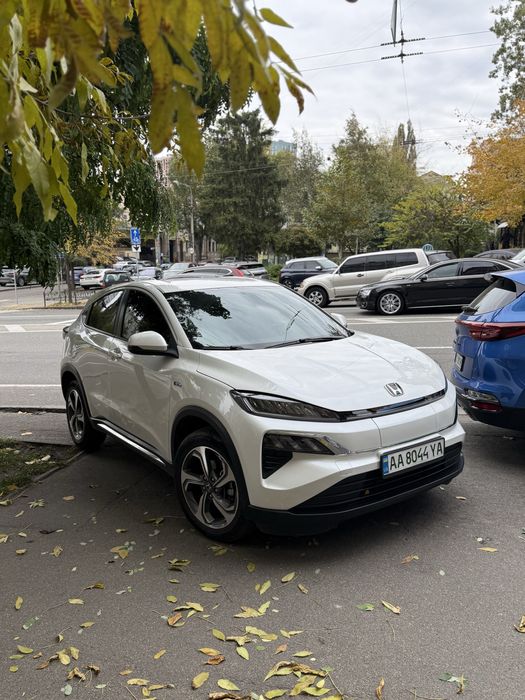 Honda M - NV , б/у