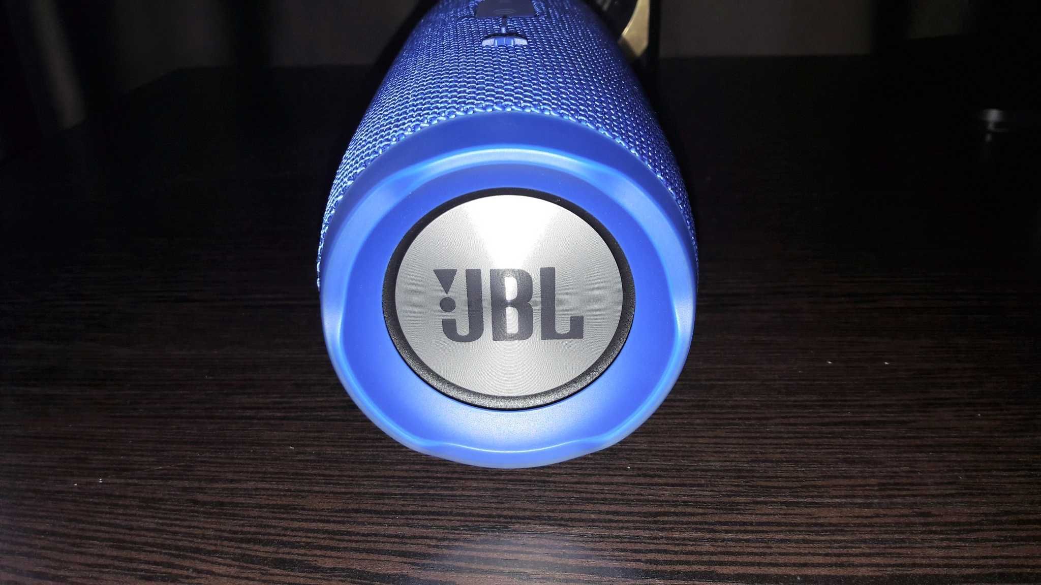 Портативная блютуз колонка JBL Charge 3 с USB,SD,FM (20 ватт синяя)