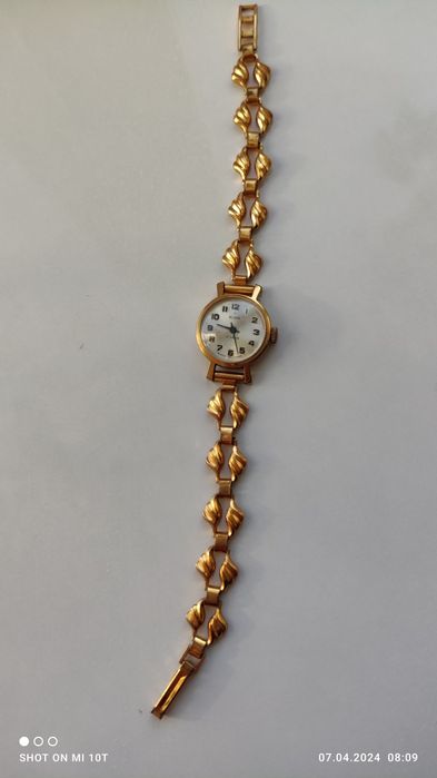 Часы Slava (СССР) позолоченные в идеальном состоянии