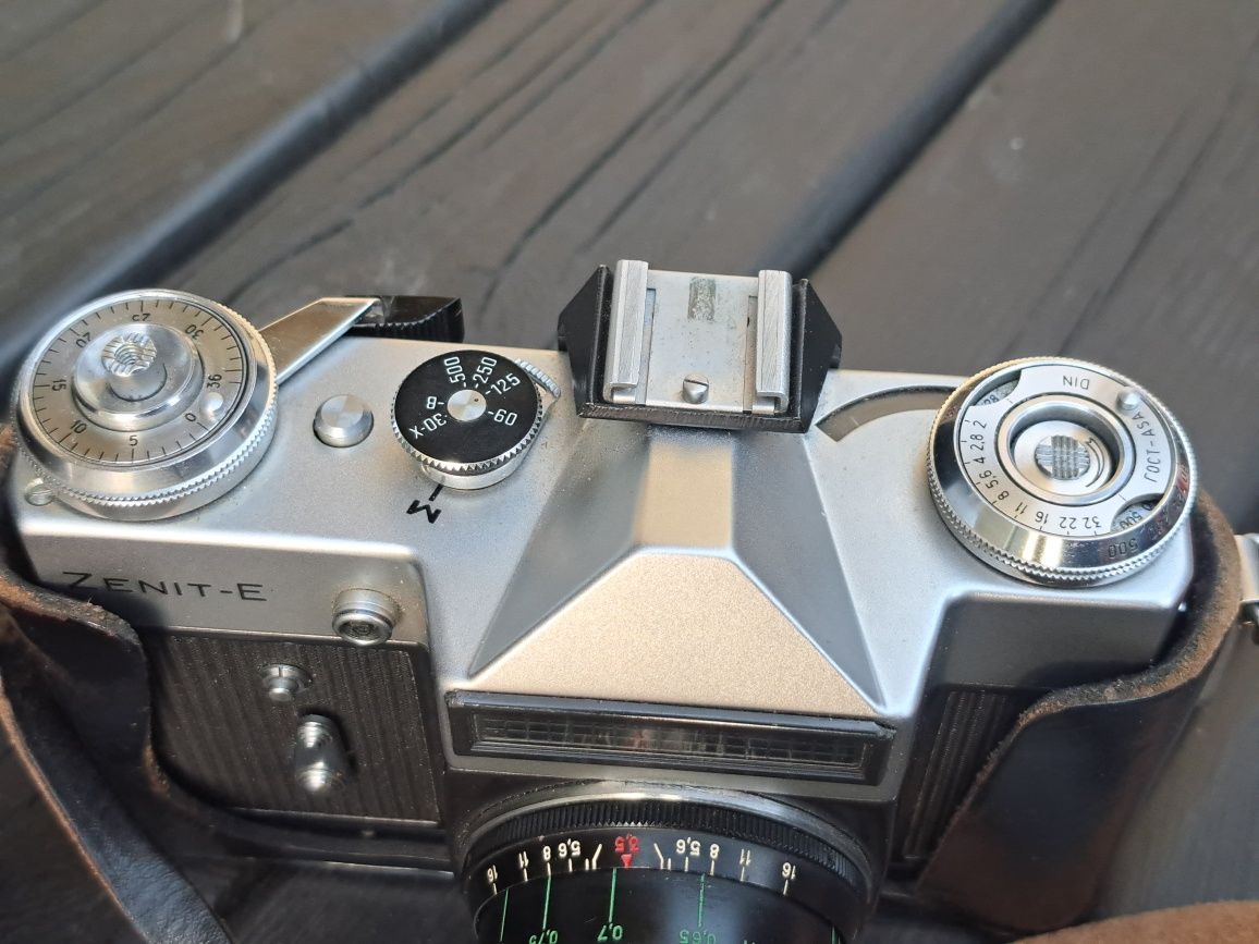 Aparat fotograficzny analogowy Zenit E - body bez obiektywu