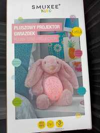Pluszowy projektor gwiazdek różowy królik