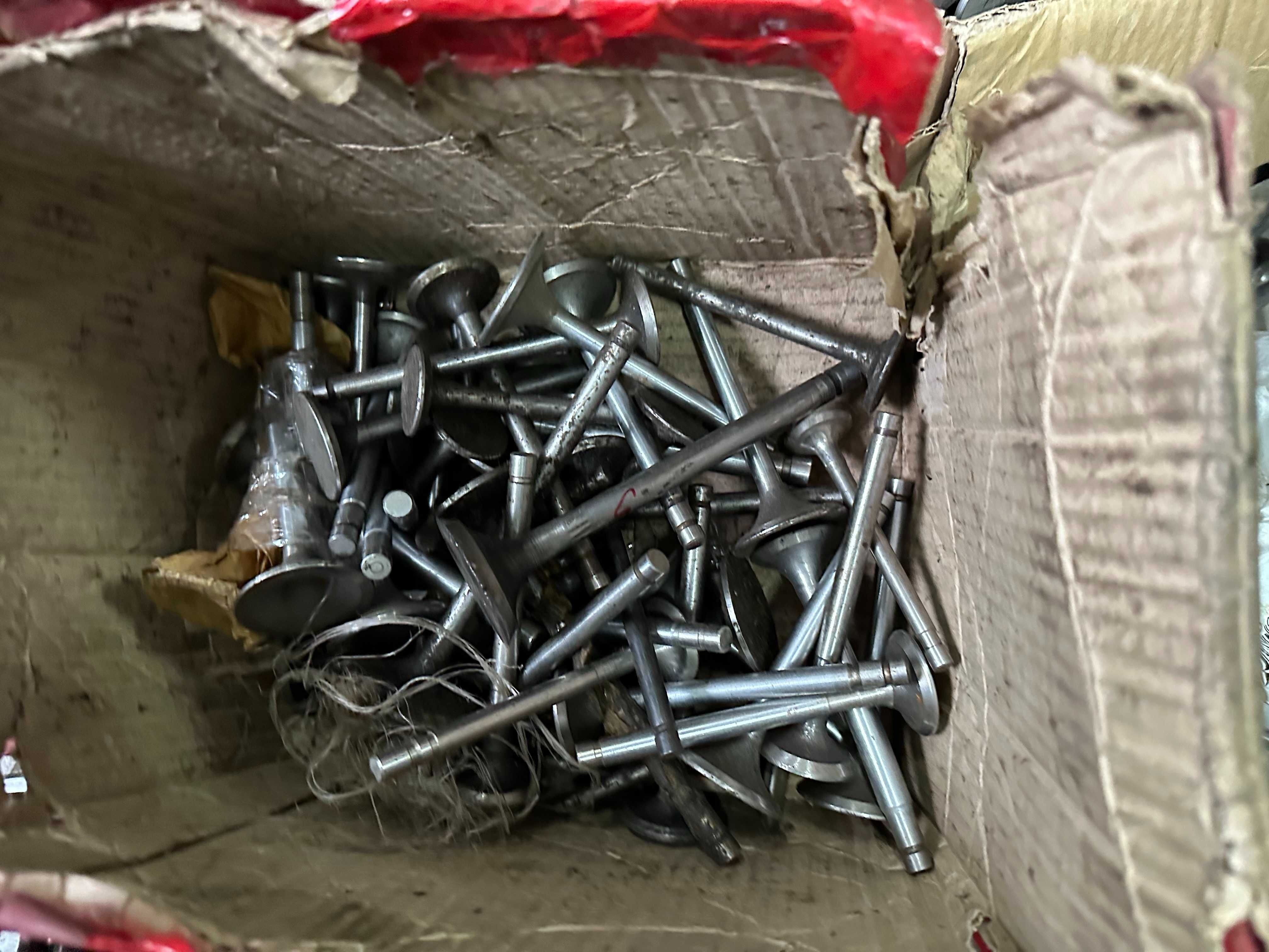 Клапана Газ УАЗ  "Волга"   САЗ