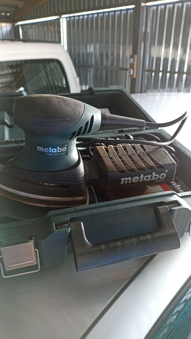 Продам шліфмашину metabo FMS 200 стан ідеальний ціна 1600.