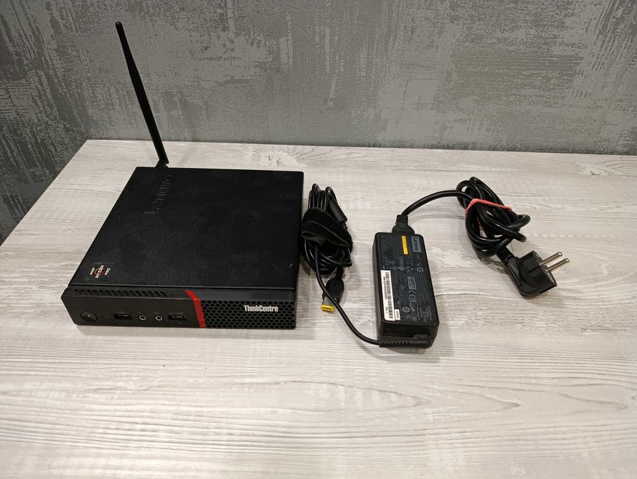 Мини ПК Lenovo ThinkCentre M715q (Ryzen 3 Pro 2200GE/8Gb/SSD 128+1Tb)