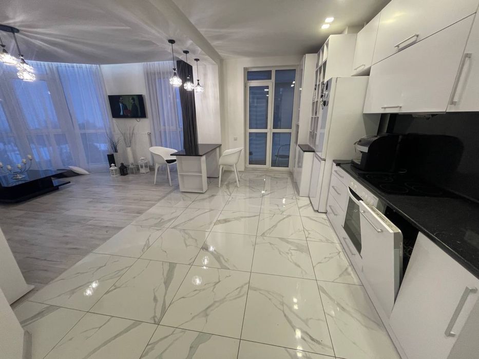 Є EcoFlow!ШИКАРНА 3-кім VIPновобуд(кухня-студія) О.ПЕТРИЩУКА(Суворова)