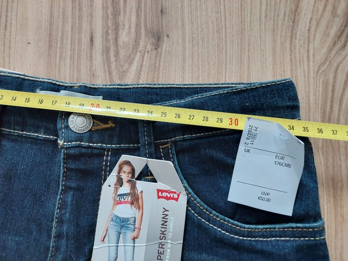 Nowe spodnie damskie Levis 710 super skinny 176 cm