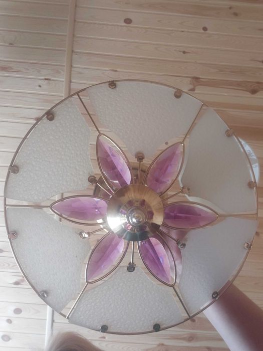 Люстра  (лампа) стельова