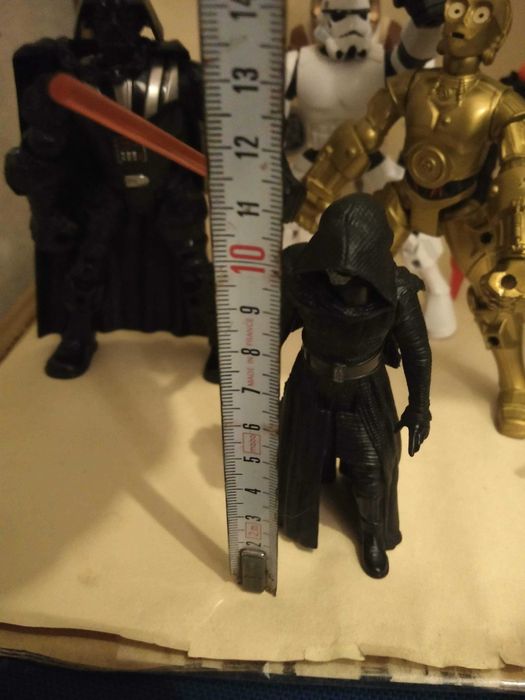 7 bonecos ou action figures da Hasbro do Star Wars