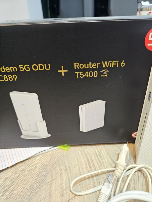 Router zewnętrzny ZTE MC889 5G + Z1320
