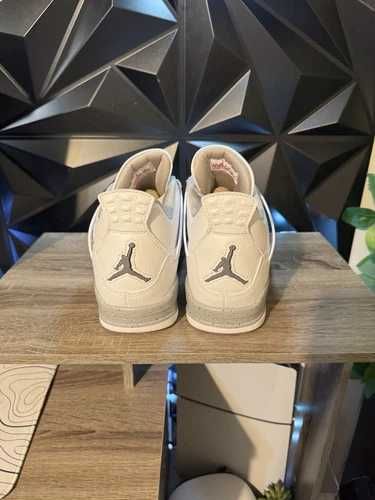 Jordan4RetroUnisextrampkiWhiteOreo.39